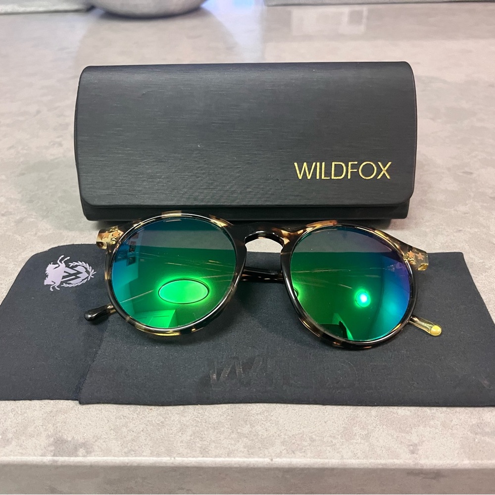 Wildfox Mirrored Tortoise Sunglasses *Perfect Condition*!